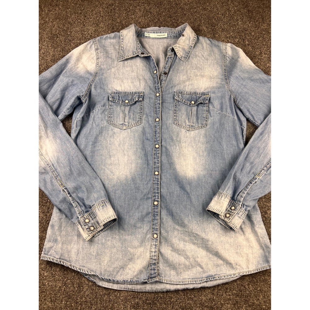 Maurices Womens Light Wash Denim Pearl Snap Shirt Ombre‎ Chambray Top Western M